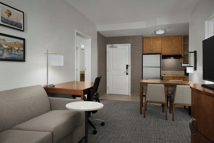 Room 36 of 48