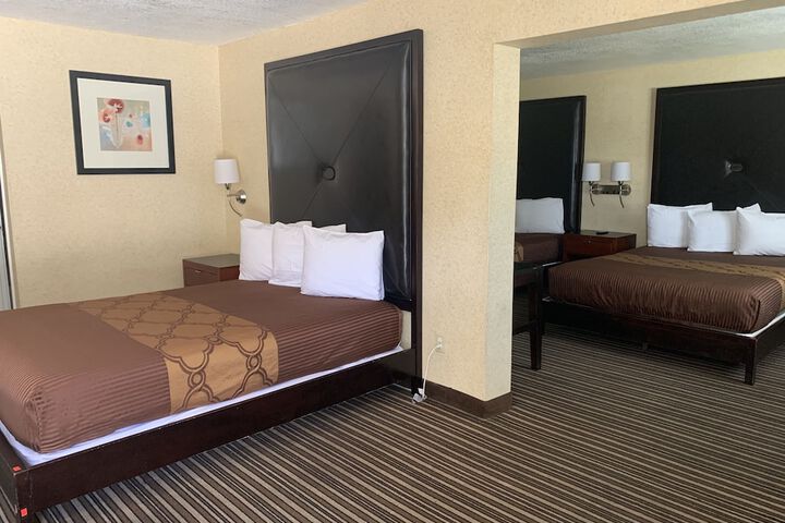 Room 14 of 37