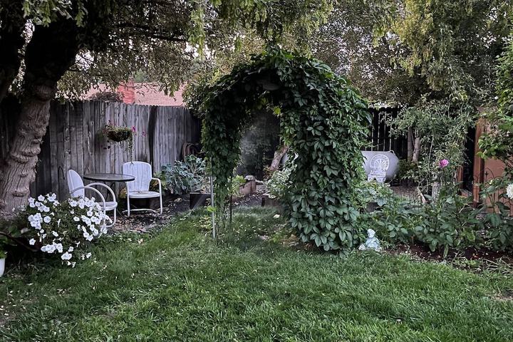 Terrace/Patio 8 of 9