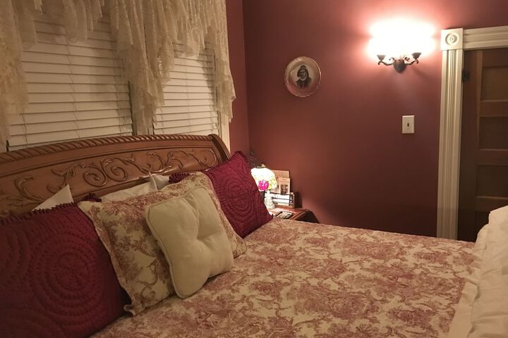 Room 17 of 52