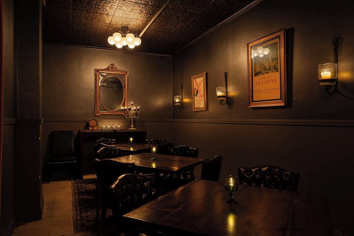 Dining 82 of 102