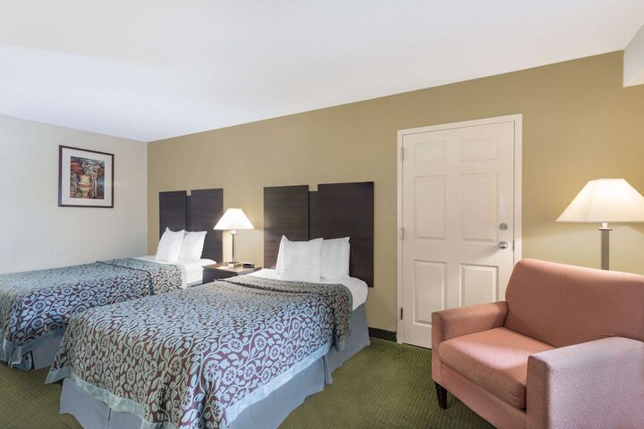 Room 12 of 30