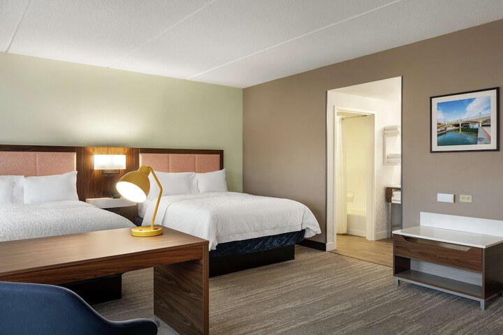 Room 14 of 44