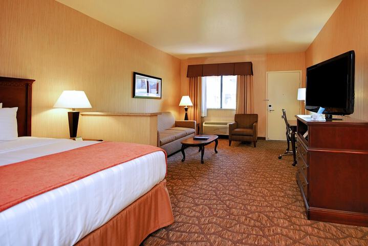Best Western San Dimas Hotel & Suites