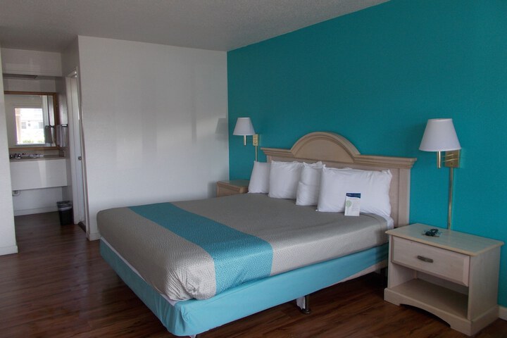 Motel 6 Fort Bragg CA