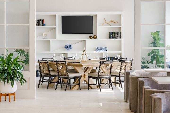 Dining 59 of 73