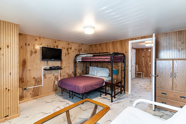 Room 49 of 61