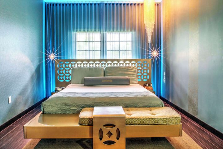 Room 12 of 45