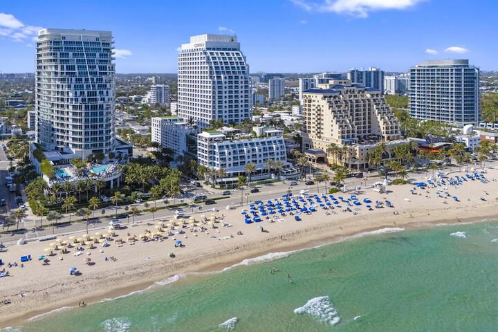 Conrad Fort Lauderdale Beach