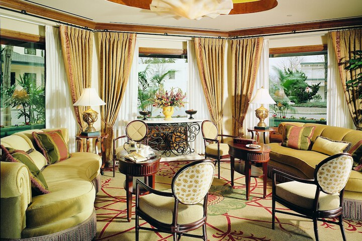 Hotel Interior 5 of 32
