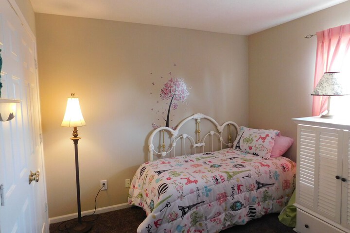 Evonnes Sharing House