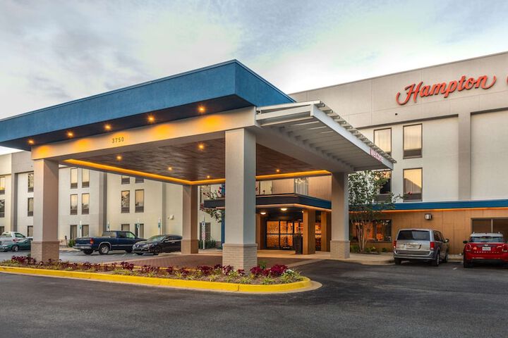 Hotel 2 of 35