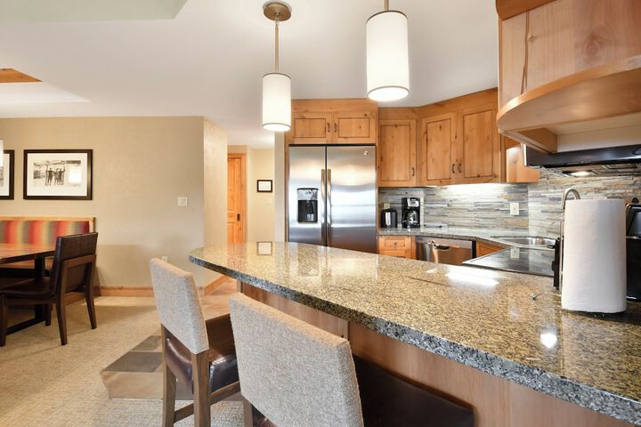 Grand Summit Hotel - Canyons Village a RockResort