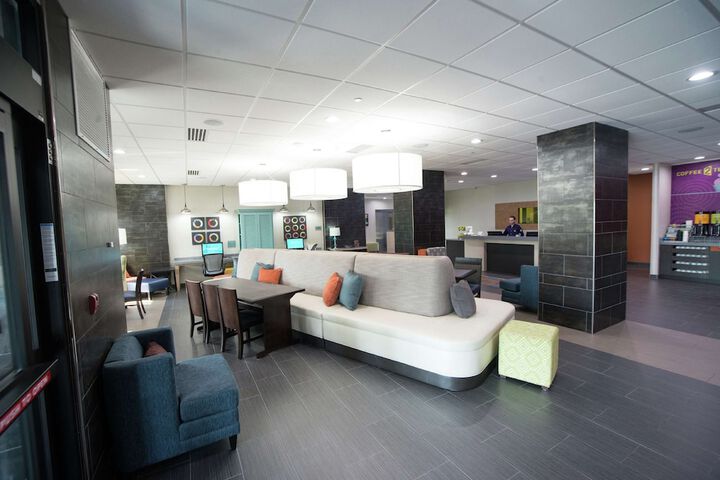 Hotel Interior 10 of 26