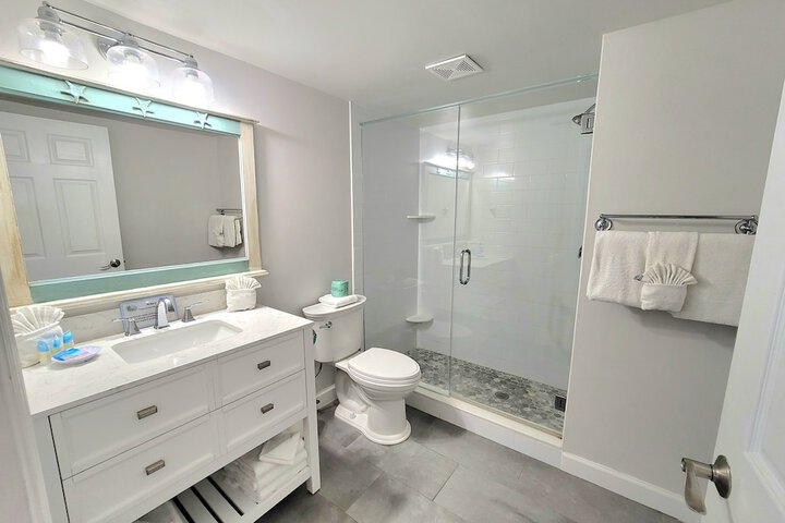 Barefoot Beach Resort