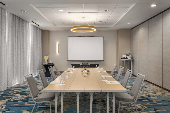 Holiday Inn Resort Fort Walton Beach by IHG