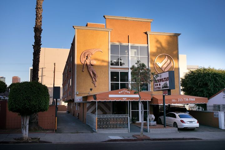 Hotel 2 of 39