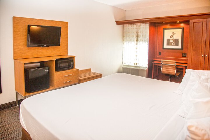 Room 25 of 56