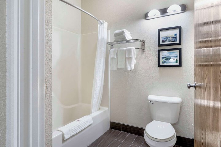 Comfort Inn & Suites La Grange - Louisville Area