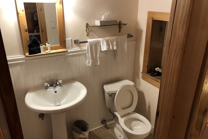 The Historic Madison Hotel Motel