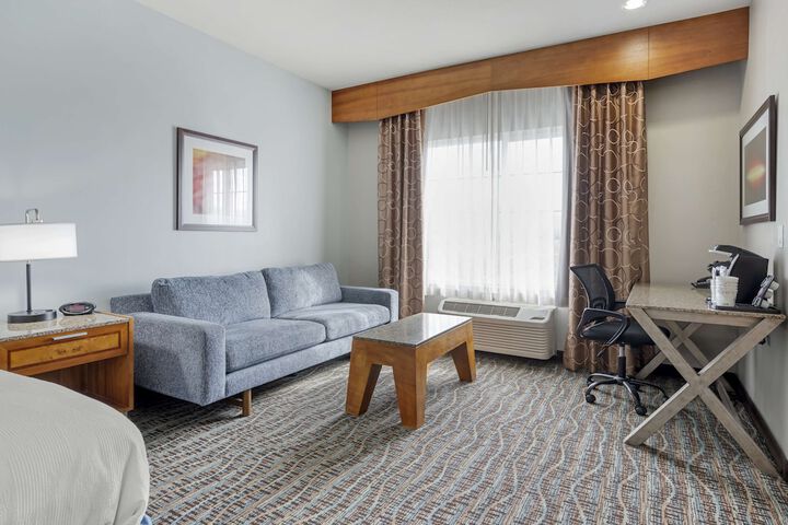 Best Western Plus Peppertree Inn at Omak