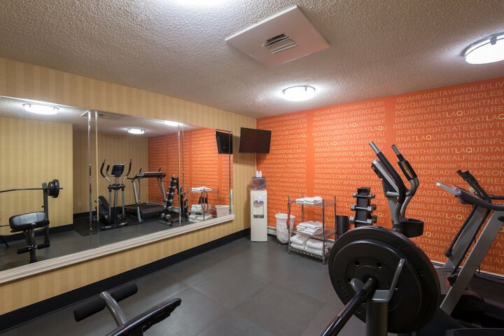 La Quinta Inn by Wyndham Buffalo Airport