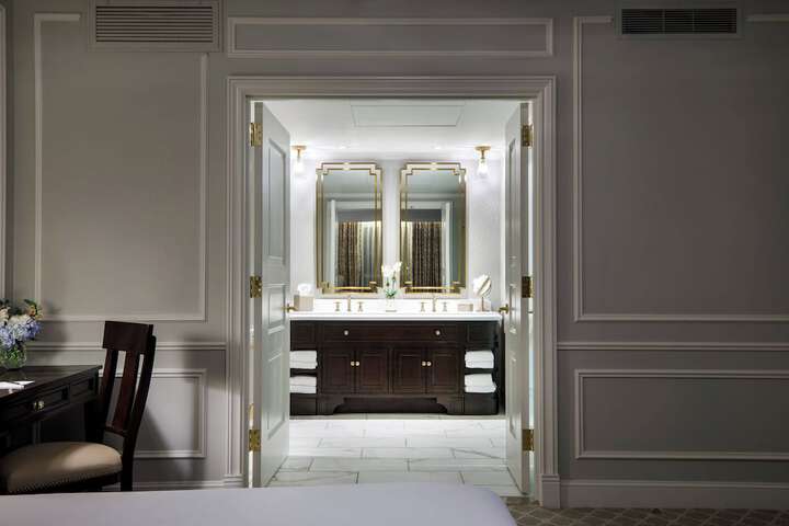Hotel Carmichael Autograph Collection