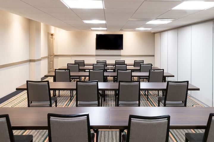 Hilton Garden Inn Flint Downtown