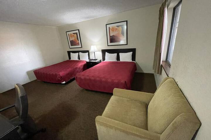 Room 18 of 107
