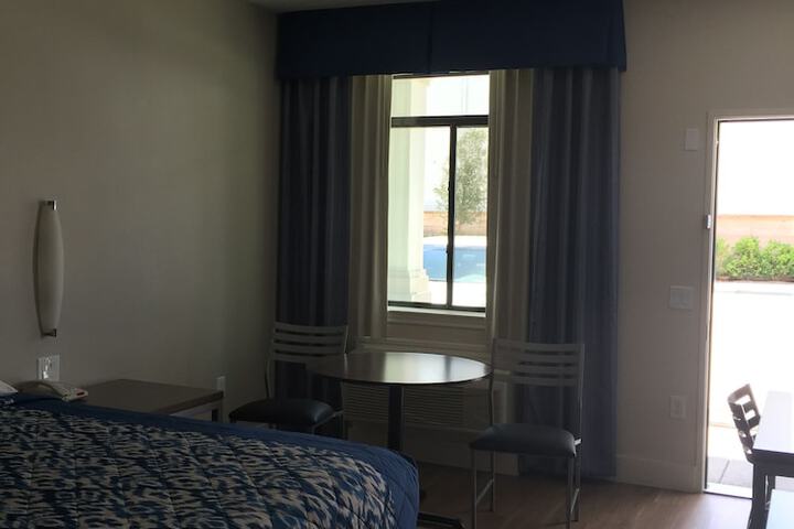 Room 20 of 36