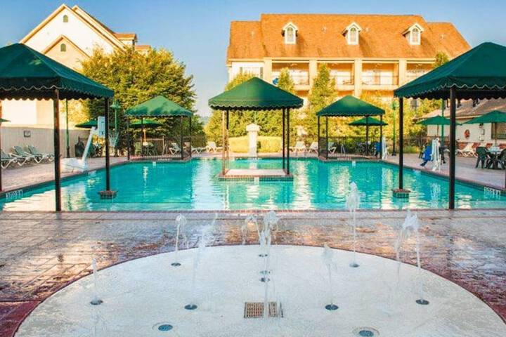 French Quarter Resort
