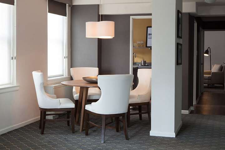 Room 14 of 61