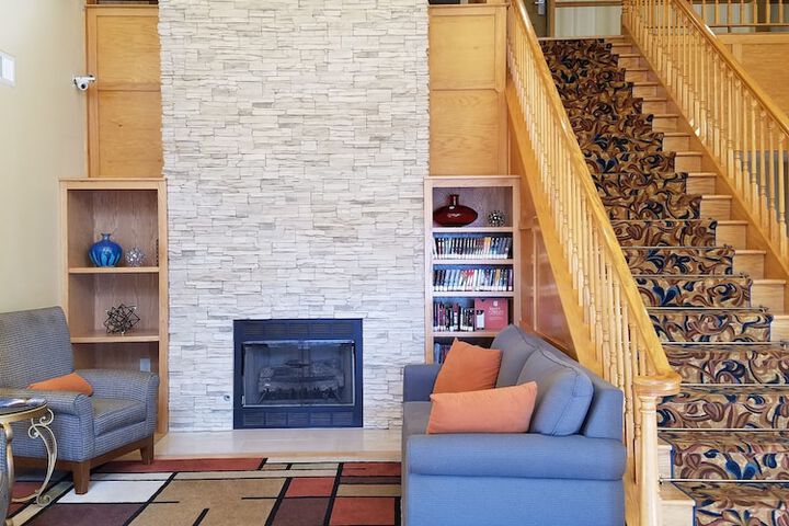 Country Inn & Suites by Radisson Lexington, VA