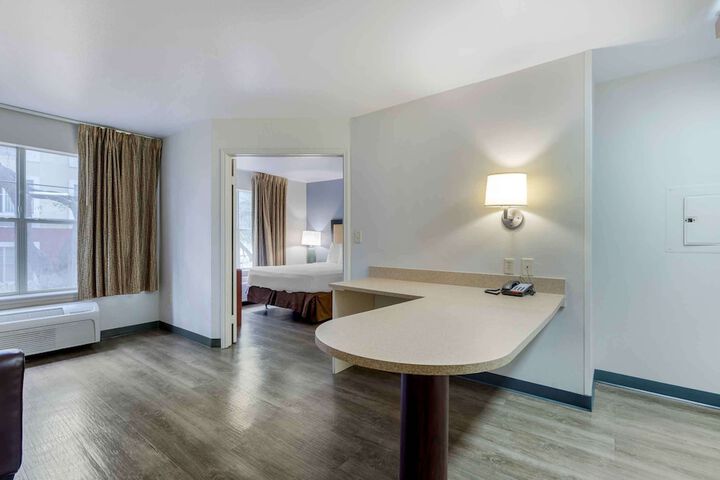 Room 36 of 40