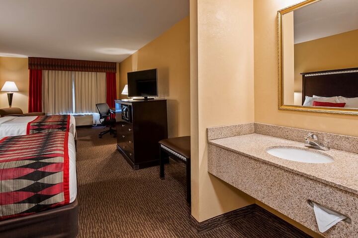 Room 12 of 14