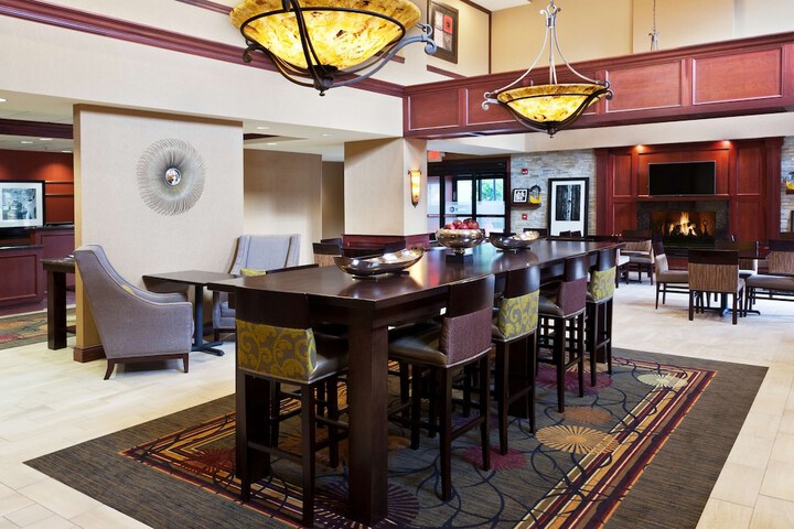 Hotel Interior 6 of 27