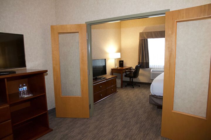 Room 18 of 39