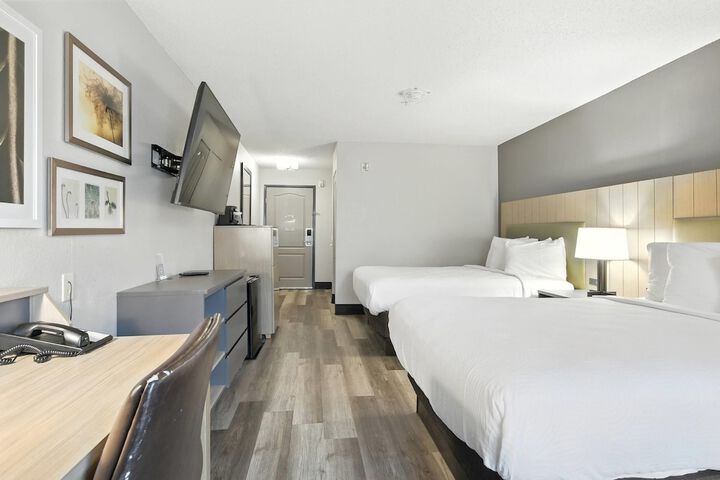 Country Inn & Suites by Radisson Merrillville, IN