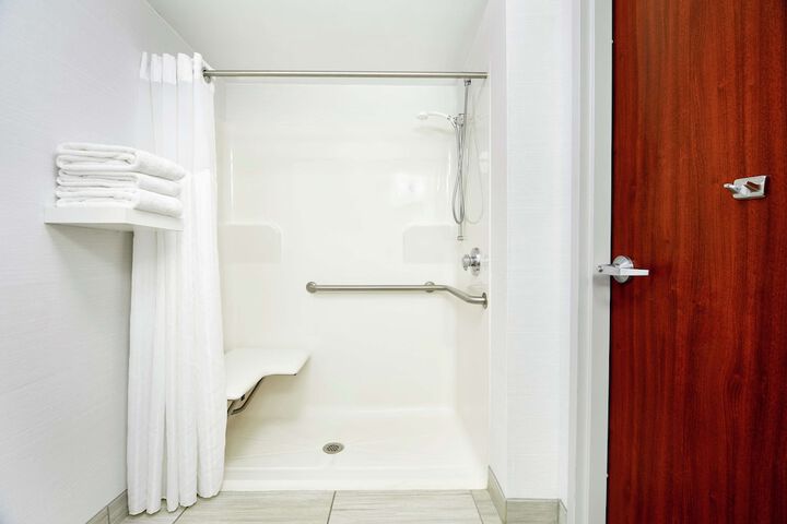 Room 16 of 26
