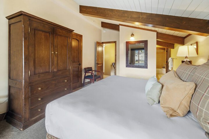 The Lodge at Vail a RockResort by Vail Resorts