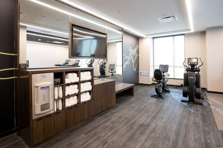 Hotel Indigo Columbus at Riverfront Place by IHG