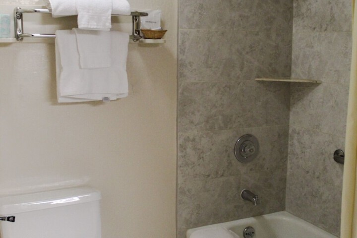 Room 15 of 32