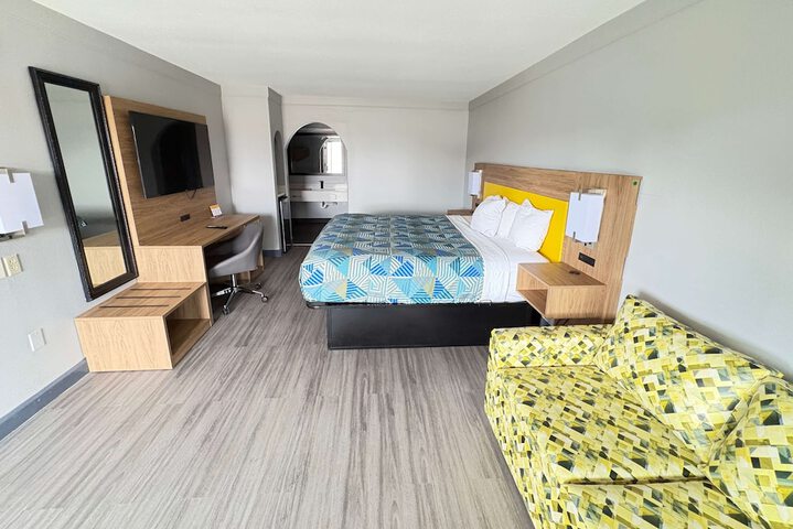Room 20 of 26
