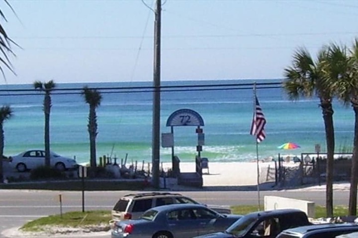 Hotel View 144 of 145