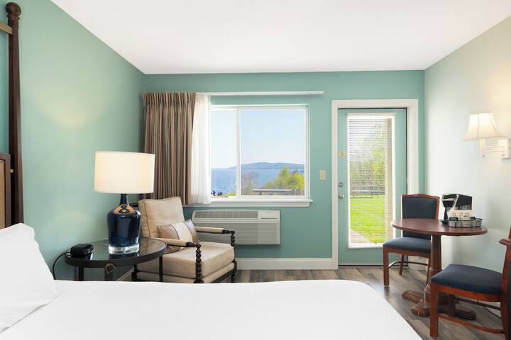 Fireside Inn & Suites - Belfast