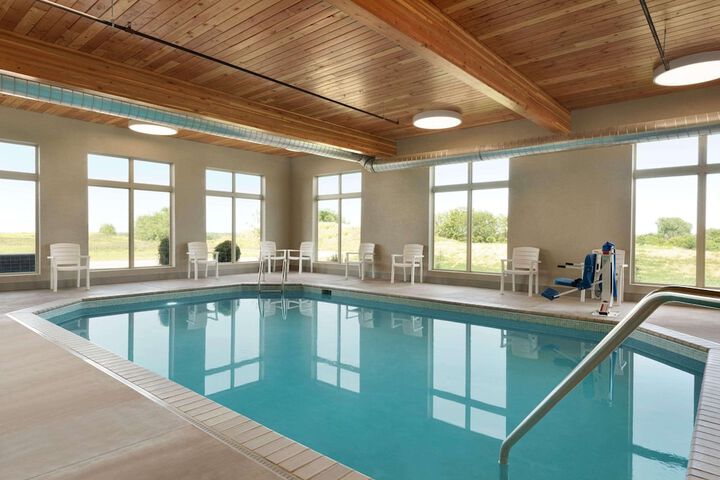 Pool 4 of 20