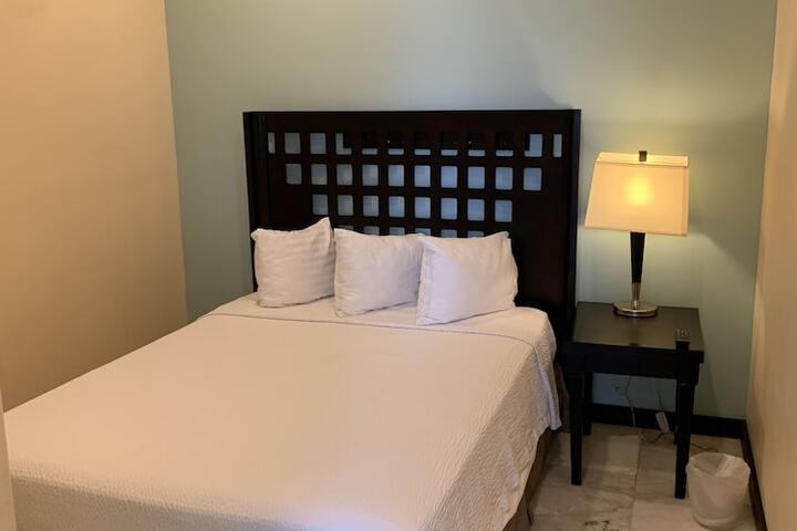 Sunchase Inn & Suites