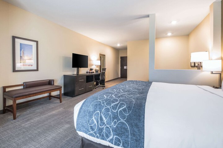 Room 43 of 57
