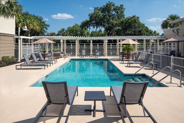 Pool 6 of 49
