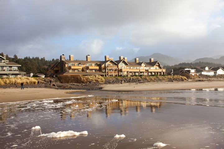 The Ocean Lodge
